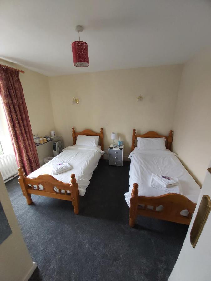 Isallt Guesthouse Blaenau Ffestiniog Exterior photo