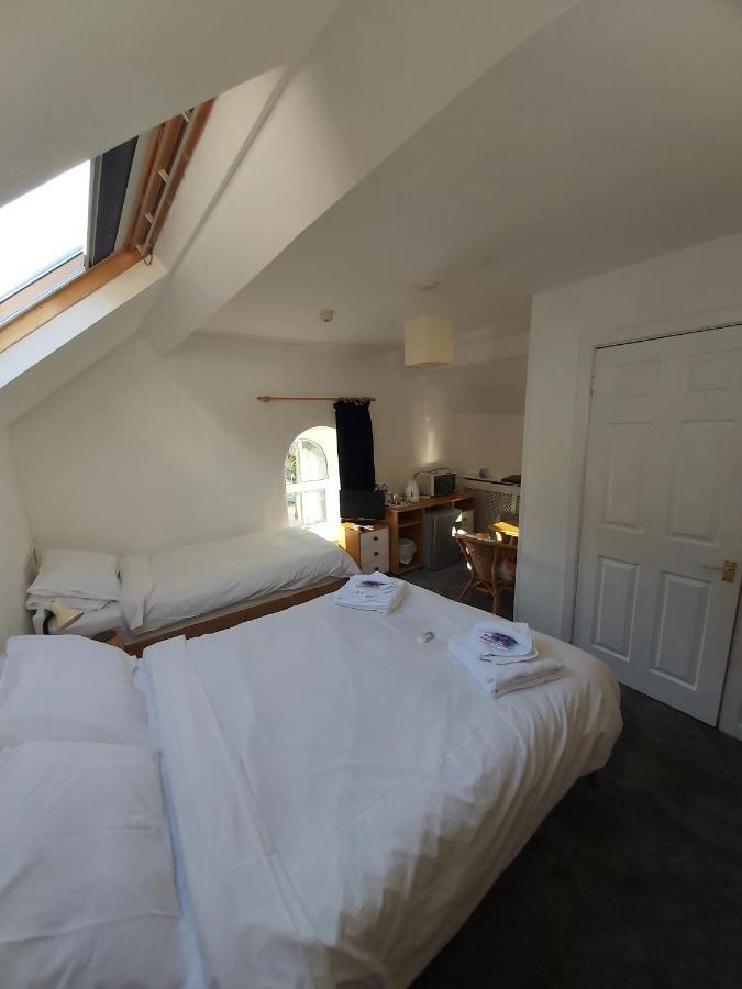 Isallt Guesthouse Blaenau Ffestiniog Exterior photo